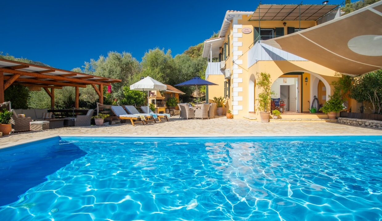 Villa Manolia (1)